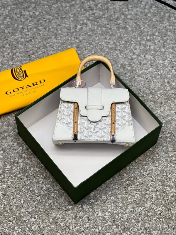 Goyard Luxury Bag (Boxed)